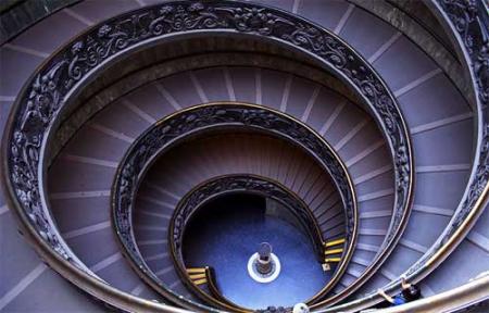 escaleras-vaticano.jpg